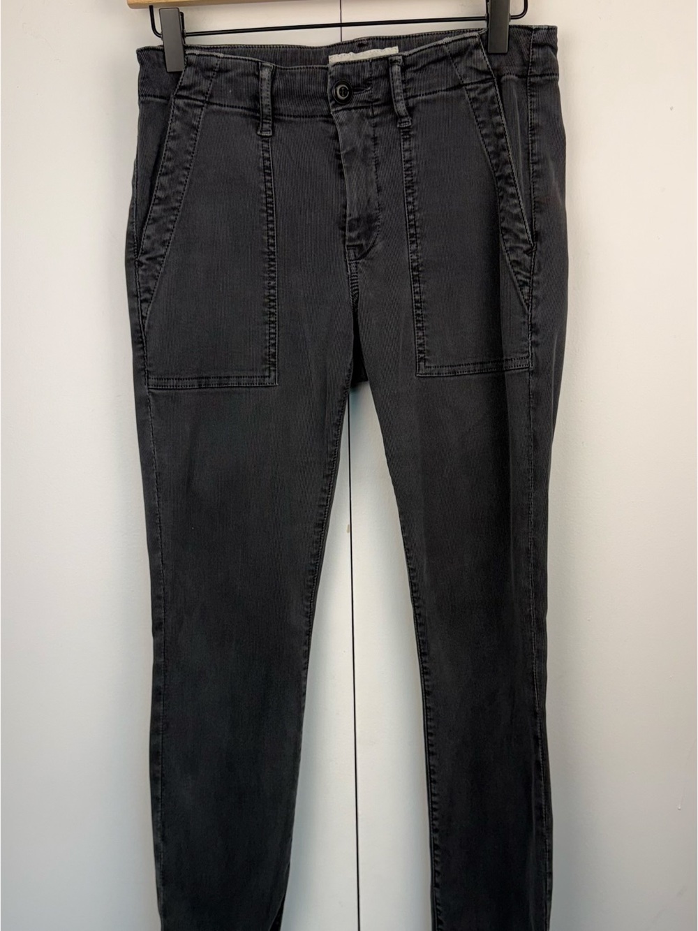 THE GREAT. The Skinny Armies Washed Black Pants Size 26